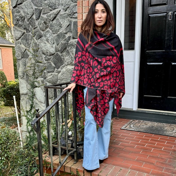 Boho  Oversized Chic Boho Poncho Shawl - Picture 2 of 6
